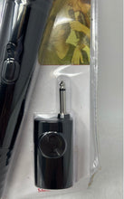 Load image into Gallery viewer, The Singing Machine SMM107WM Wireless Unidirectional Dynamic Microphone Sealed