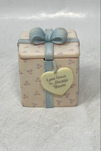 Load image into Gallery viewer, Precious Moments By Enesco Love Vows To Always Bloom Trinket Box Collectible