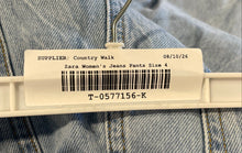 Load image into Gallery viewer, Zara Womens Blue Denim Light Wash Pockets Casual Tapered Leg Jeans Size 4