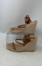 Load image into Gallery viewer, Chelsea & Violet Womens Mariah Beige Brown Wedge Platform Sandals Size 6.5