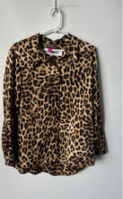 Load image into Gallery viewer, Vince Camuto Womens Brown Black Animal Print Long Sleeve Button-Up Shirt Size M