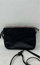 Load image into Gallery viewer, Nine West Womens Gray Black Leather Inner Pocket Adjustable Strap Crossbody Bag