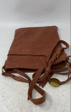 Load image into Gallery viewer, Margot Womens Brown Leather Inner Pockets Adjustable Strap Crossbody Bag