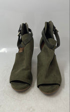 Load image into Gallery viewer, Kenneth Cole Reaction Womens Green Suede Peep Toe Block Heel Ankle Bootie Size 8