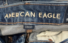 Load image into Gallery viewer, American Eagle Womens Blue Denim Stretch Curvy Mom Jeans Size 30W 10 LONG