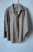 Load image into Gallery viewer, Pierre Cardin Mens Taupe Long Sleeve Spread Collar Dress Shirt Size XL