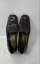 Load image into Gallery viewer, Ann Taylor Womens Dark Brown Croc Embossed Slip-On Loafers Shoes Size 9M
