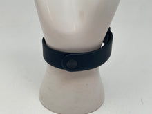 Load image into Gallery viewer, Unbranded Smartwatch Black Not Tested (NCL)