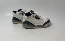 Load image into Gallery viewer, Nike Kids Air Jordan 3 Retro White Leather Gray Lace-Up Sneaker Shoes Size 9C