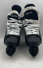 Load image into Gallery viewer, Riedell Unisex Bruin Black Lace-Up Recreational Ice Hockey Skates Size 6