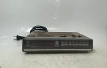Load image into Gallery viewer, General Electric Model 7-4624B FM/AM Digital Clock Radio Untested