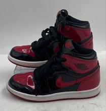 Load image into Gallery viewer, Authentic Nike Boys Air Jordan 1 Retro High OG PS Black Red Sneaker Shoes Sz 1Y