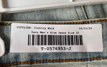 Load image into Gallery viewer, Zara Mens Blue Denim 5 Pocket Design Light Wash Straight Jeans Size 32