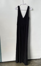 Load image into Gallery viewer, Banana Republic Womens Black Pleated Sleeveless V-Neck Maxi Dress Size L