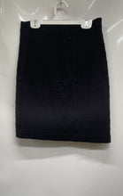 Load image into Gallery viewer, Express Womens Black Flat Front Regular Fit Back Zipper Short Mini Skirt Size 2