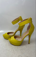 Load image into Gallery viewer, Dream Pairs Womens Yellow Leather Back Zip Stiletto Platform Heels Size 7.5