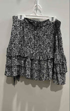 Load image into Gallery viewer, Forever 21 Womens Black White Floral Layered Back Zip A-Line Skirt Size Small