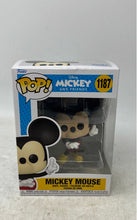 Load image into Gallery viewer, Funko Pop Disney 1187 Mickey Mouse Mickey And Friends Collectible Vinyl Figure
