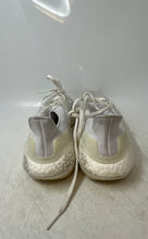 Load image into Gallery viewer, Adidas Mens Ultraboost 22 White Low Top Lace-Up Sneaker Shoes Size 7.5