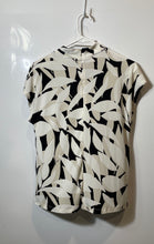 Load image into Gallery viewer, Calvin Klein Womens Black White Leaf Print Mock Neck Back-Zip Blouse Top Size S