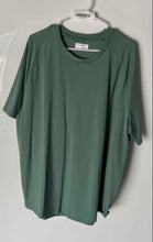 Load image into Gallery viewer, Penguin Sport Mens Green Short Raglan Sleeve Crew Neck Pullover T-Shirt Size XL