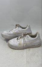 Load image into Gallery viewer, Nike Womens Air Force 1 Platform DJ9946-100 All White Sneakers Shoes Size 9