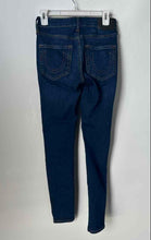 Load image into Gallery viewer, True Religion Womens Blue Pockets Jennie Curvy Mid-Rise Skinny Leg Jeans Size 25