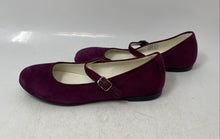 Load image into Gallery viewer, Zingone Girls Purple Suede Round Toe Buckle Mary Jane Flats Size EUR 34