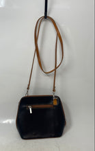 Load image into Gallery viewer, Vera Pelle Womens Black Brown Leather Detachable Strap Zipper Crossbody Purse