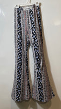 Load image into Gallery viewer, Forever 21 Womens Multicolor Printed Flared Leg Pull-On Trouser Pants Size S