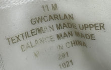 Load image into Gallery viewer, Guess Womens Carlan White Low Top Lace-Up Running Sneaker Shoes Size 11M