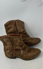 Load image into Gallery viewer, Very G Womens Brown Round Toe Zipper Cowboy Western Boots Size 9M