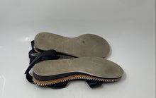 Load image into Gallery viewer, Vince Camuto Womens Miveeria Black Leather Hook & Loop Ankle Strap Sandals Sz 7M
