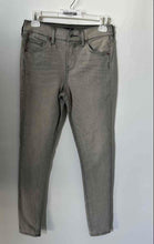 Load image into Gallery viewer, Express Womens Gray Denim Light Wash Regular Fit Skinny Leg Jeans Size 2R