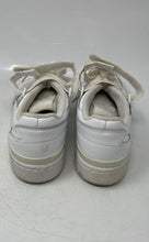 Load image into Gallery viewer, Adidas Kids Forum Low FY7973 White Round Toe Lace-Up Sneaker Shoes Size 7