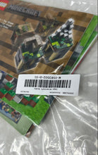 Load image into Gallery viewer, Lot Of 6 Pcs Assorted Lego Minecraft Large Print Instruction Manuals For Age 3+