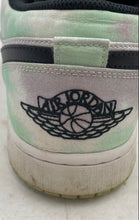 Load image into Gallery viewer, Authentic Nike Mens Jordan 1 Low Black White Green Sneaker Shoes Size 12 Damaged