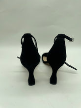 Load image into Gallery viewer, Vince Camuto Womens Black Silver Sandals Size 7 1/2