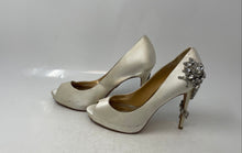 Load image into Gallery viewer, Badgley Mischka Womens Royal Cream & Silver Rhinestones High Pump Heels Size 7.5