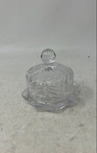 Load image into Gallery viewer, Vintage Clear Engraved Glass Round Shape Scalloped Edge Jewelry Box With Lid