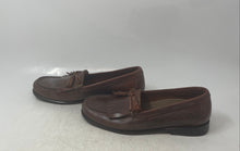 Load image into Gallery viewer, Bostonian Mens Brown Leather Kiltie Tassel Moc Toe Slip-On Loafer Shoes Size 7