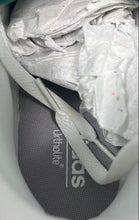 Load image into Gallery viewer, Adidas Mens Entrap Mid EG4308 White Green Leather Basketball Shoes Size 6.5