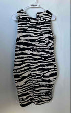 Load image into Gallery viewer, Michael Kors Womens Black & White Animal Print Shift Dress Size 4