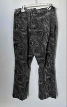 Load image into Gallery viewer, Jones New York Womens Gray Paisley Print Pockets Bell Bottom Ankle Pants Size 16
