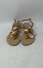 Load image into Gallery viewer, Charles By Charles David Womens Beige Seashell Ankle Strap Thong Sandals Sz 6.5M