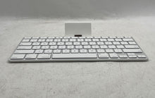 Load image into Gallery viewer, Apple iPad Model A1359 White Portable Standard Keyboard Dock Not Tested