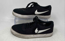 Load image into Gallery viewer, Nike Womens SB Check Solarsoft Black White Sneaker Shoes Size 6 No Insole