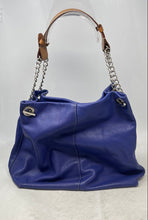 Load image into Gallery viewer, Prune Womens Blue Leather Inner Pocket Chain Strap Medium Shoulder Bag