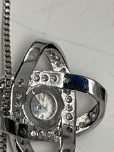 Load image into Gallery viewer, Women's Silver-Tone Interlocking Pattern Chain Necklace (NCL)
