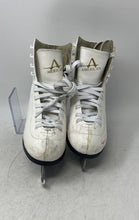 Load image into Gallery viewer, American Athletic Shoe Womens White Leather Lace-Up Ice Figure Skates Size 5